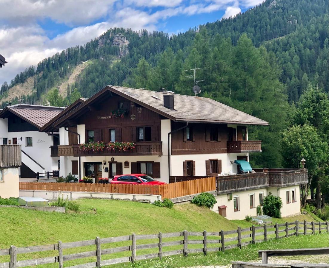Apartments Fiordalisi Colfosco Exterior photo